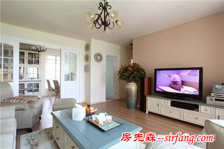 電視墻只刷漆，實(shí)惠又大氣