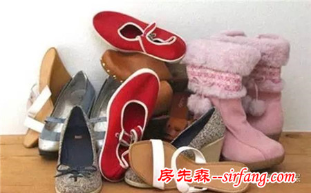 環(huán)保創(chuàng)意鞋多無處放 教你廢紙變鞋架