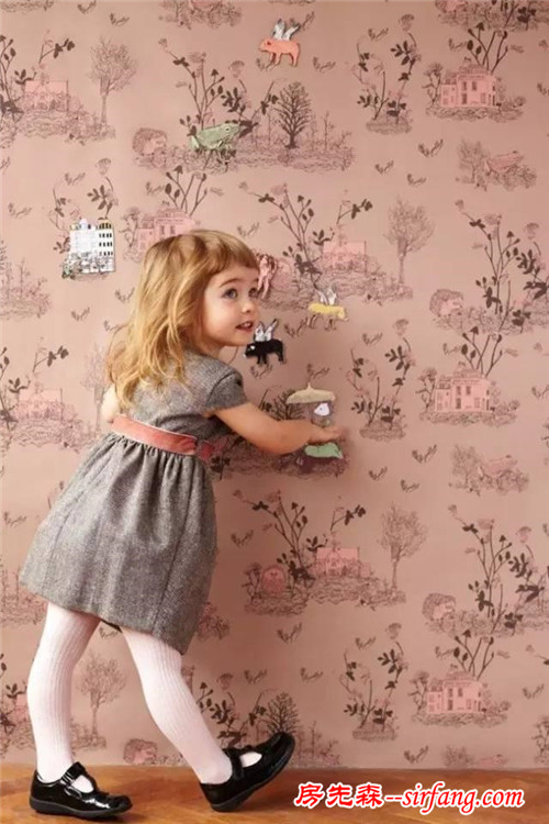 有了这些神奇的墙纸，孩子和墙壁也能玩high了！