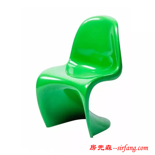 潘頓椅：效仿女性身材，每一個(gè)細(xì)節(jié)都性感到骨子里
