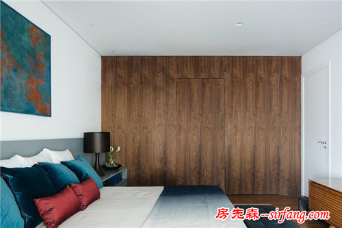 把女朋友领回家看看房子，第二天就要和我领证！