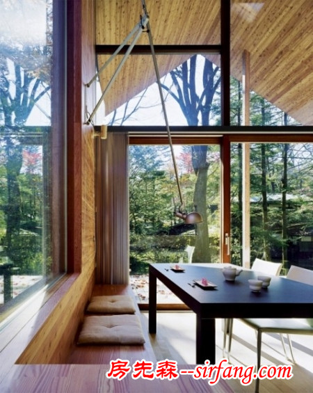 谁说日本家居都奇葩？他在森林中造的这个屋子美极了