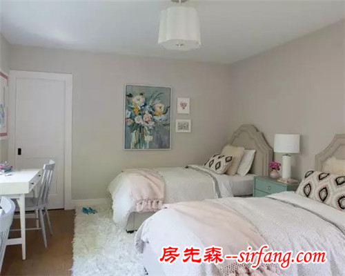 姑姑在客厅装了这吊顶，姑丈一回家就闹要晒朋友圈