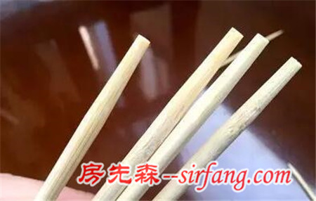 家里的筷子是不是该换了？病从口入是有道理的