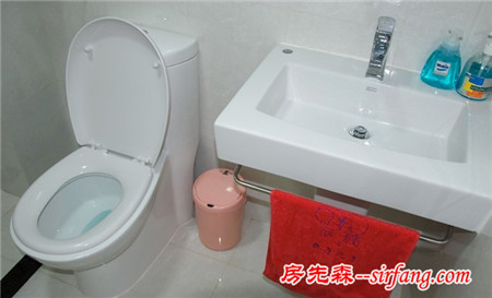 半年辛苦劳作 年轻小伙儿装修飘逸灵动的简约家