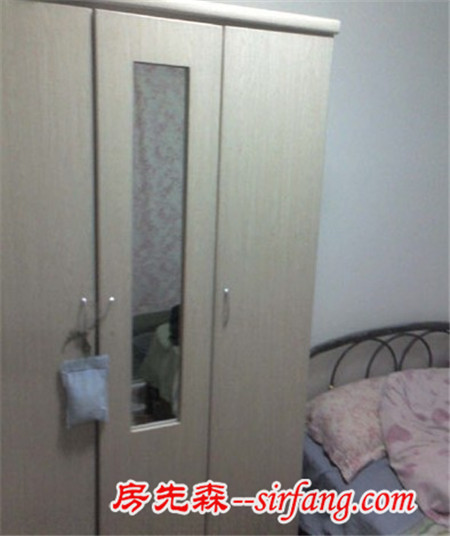 強(qiáng)悍mm500元搞定15平米出租屋