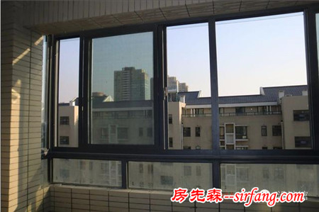 封陽(yáng)臺(tái)，除了好看，耐用也很重要！