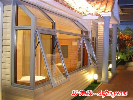封陽(yáng)臺(tái)，除了好看，耐用也很重要！