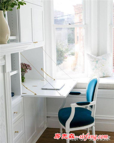 如何在家里布置一个实用美观的用于书面工作的工作台？