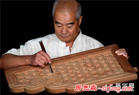 河北武邑：雕刻家具走出國門