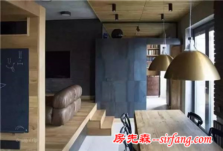 家居设计轻盈与厚重，俄罗斯木质元素公寓