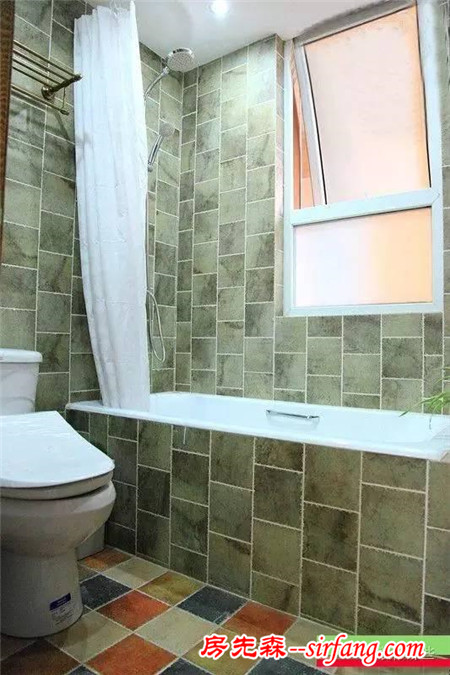 老婆7万装125㎡婚房，可朋友说我家的壁纸辣眼睛