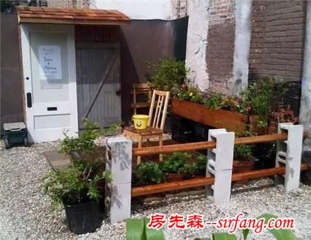 她将大家看不上眼的空心砖捡回家，摆好后，看见的都跑去搬砖了