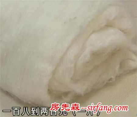 你盖的蚕丝被有可能是低质柞蚕丝！专业人士教你N种方法鉴别真假蚕丝