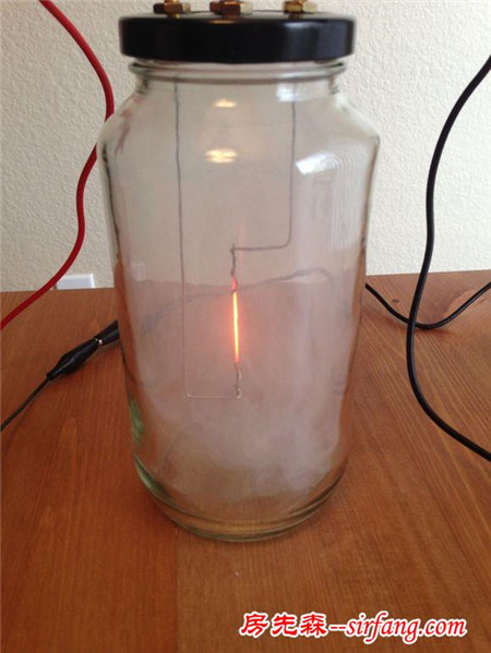 纯手工DIY一个白炽灯泡，也可以说是电阻灯泡