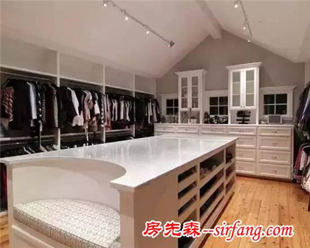 家里要是有这么漂亮的衣帽间，哪个女人不心动！