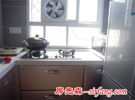 沒(méi)錢裝修，婆婆甩了10萬(wàn)過(guò)來(lái)，并要求新房她也要住
