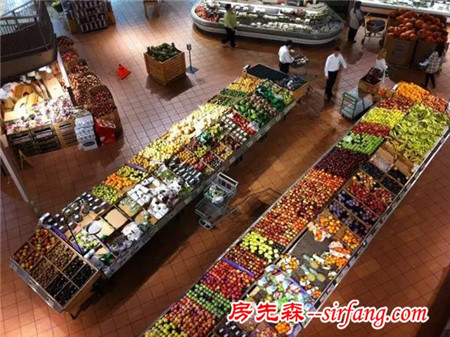 他70多岁高龄的美国老头，卖过期产品却获大赞