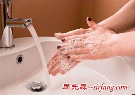 很多人都在用的這種洗手液~竟能被點(diǎn)燃！醫(yī)生這樣說...