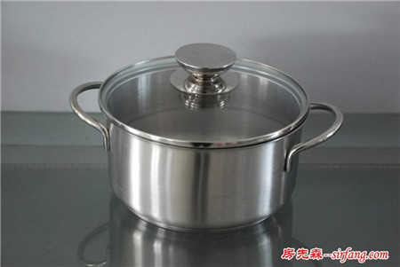 使用不锈钢锅时的注意事项