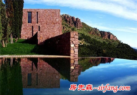 這就是鄉(xiāng)下純石頭蓋的房子，讓城里人羨慕吧！