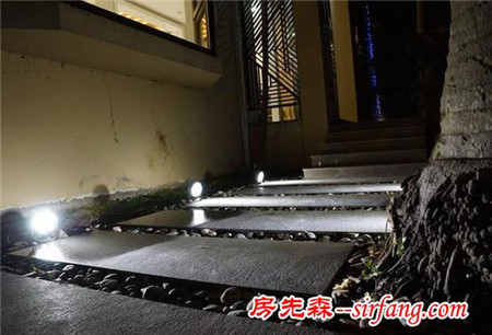 朋友就逛了一天这种会所后，家都不想回了