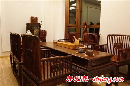 朋友就逛了一天这种会所后，家都不想回了