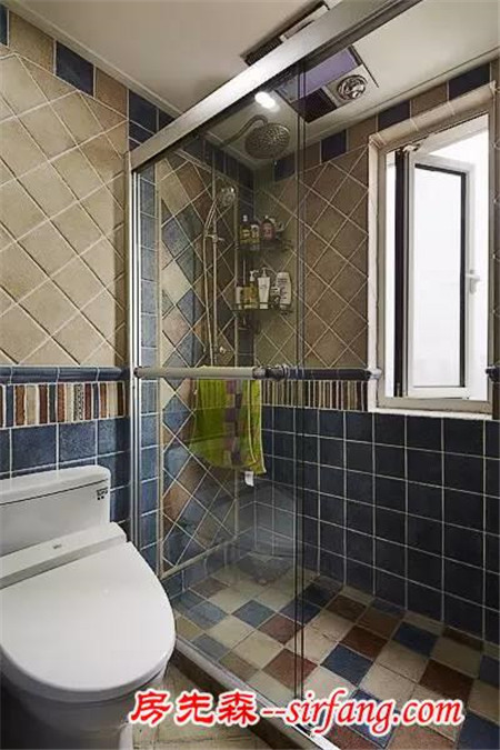 卫生间里的瓷砖地板该如何搭配？