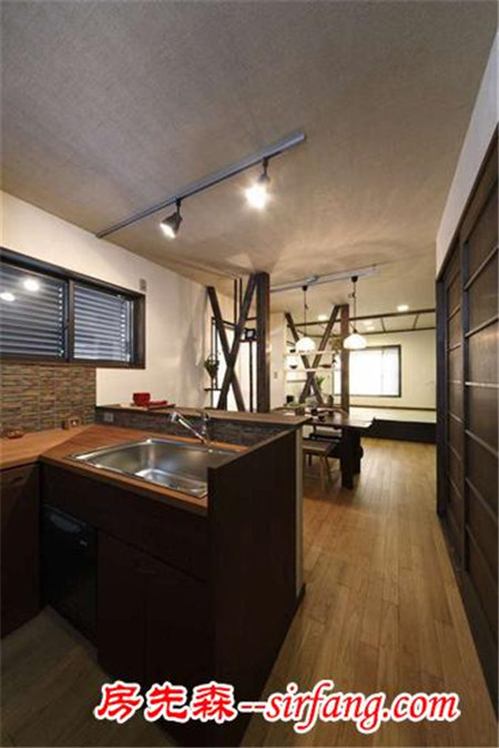 二手房焕然一新 日本108平舒适小复式公寓