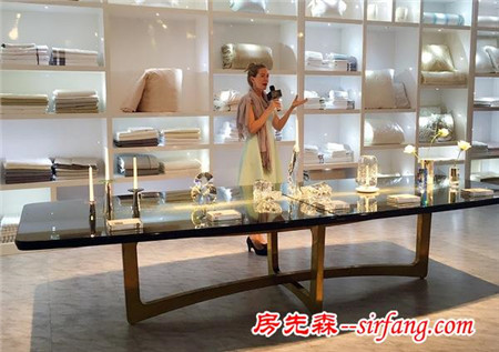 从现实秒变冰雪奇缘，你只差件施华洛世奇水晶家具