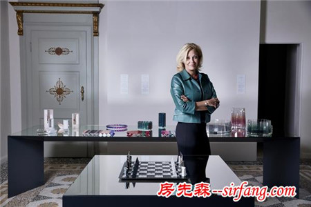 从现实秒变冰雪奇缘，你只差件施华洛世奇水晶家具