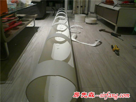 鄰居給PVC管鑿個洞就敢在陽臺上種菜，看完我也想要一個！