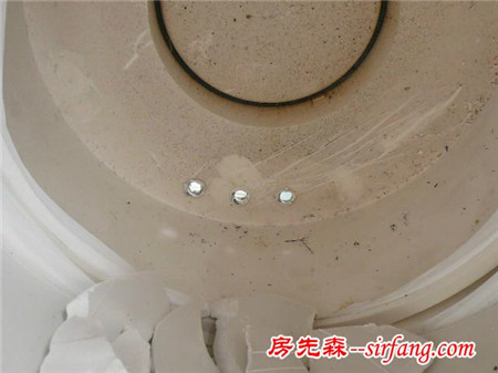 鄰居給PVC管鑿個洞就敢在陽臺上種菜，看完我也想要一個！