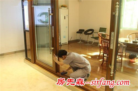 家里推拉门脏到不能看？用了这些方法立马干干净净！