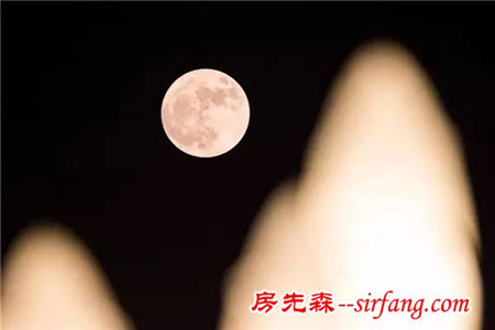 看大月亮，这个地方比阳台更浪漫