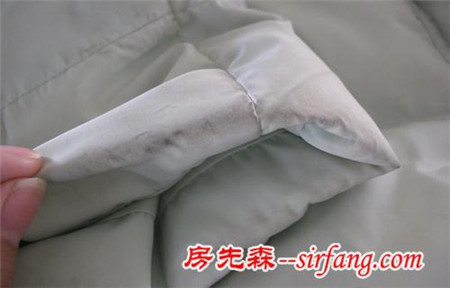 只要半小时！羽绒服这样洗 再也不用花钱去洗衣店！