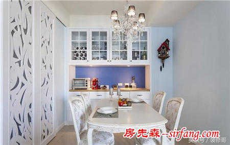 小户型装修怎么采光？看这位设计师如何利用大面积的落地窗！