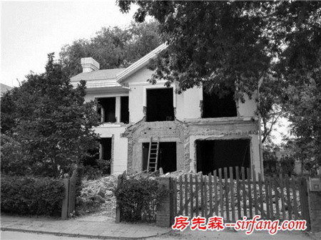 90年代的破旧老楼改成时尚办公地