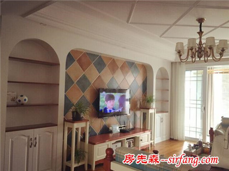新家砖砌了一个浴池 媳妇看了后说以后只淋浴