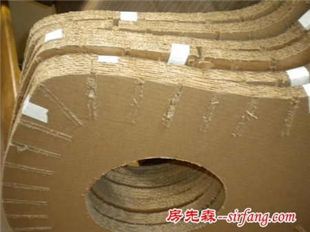 用过的纸箱不要丢，做一张摇椅玩玩！