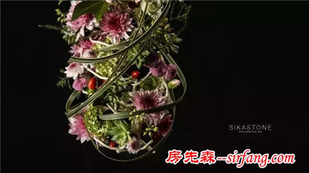 家居花艺｜墙上的风景，一束花枝“破画欲来”