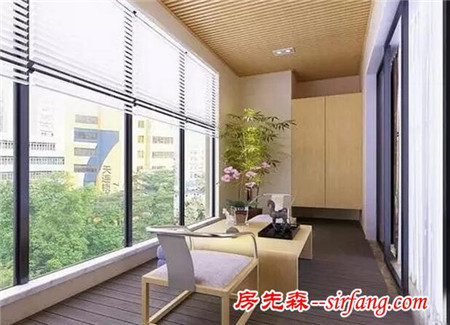 阳台铺地板是对是错？有些创意得根据实际情况来做！