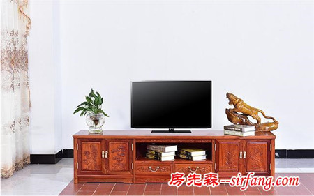 独特的电视柜——品位红木家具的魅力