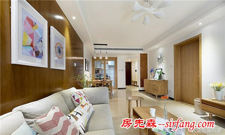 衛(wèi)生間的裝修競(jìng)?cè)槐慌笥奄澅瑓s不知客廳更為時(shí)尚，才花11萬(wàn)！