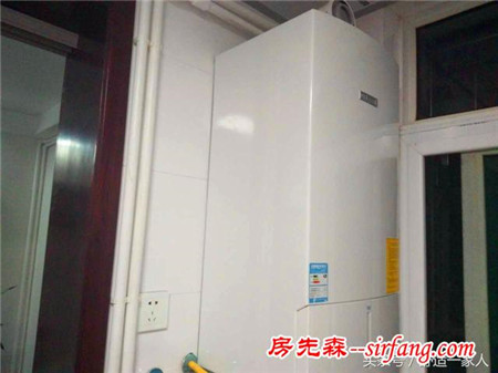 明装暖气片，一起走进合肥华宇未来城小区的安装施工现场