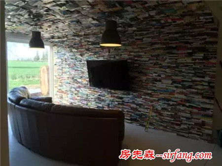 他买了4000本书做了一个电视墙，这样的装修简直帅炸了！