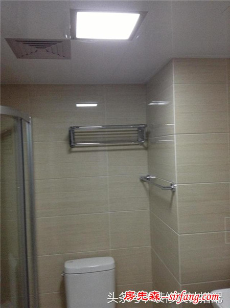 媳婦熬成婆，入住一個月曬裝修，特別是玄關(guān)和客廳超漂亮