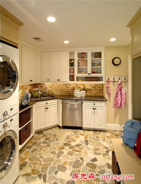 这才叫货真价实的洗衣房，你家只能叫洗衣服的地方！