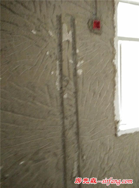 看到楼下拉的工人铲原墙腻子粉，真的是很后悔！