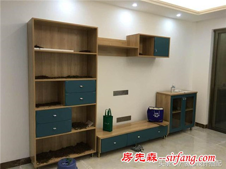 裝修完工曬照，家具家電還沒上，做了超多柜子，實(shí)用又耐看